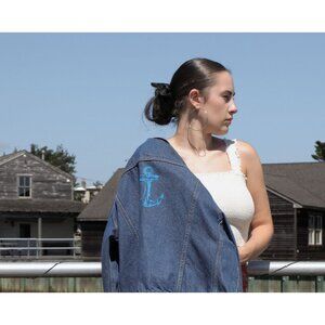 Alice + Olivia White Crinkle Crop Top Size Large